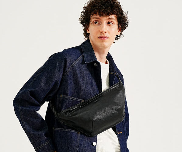 ゴートマキシ ボディバッグ