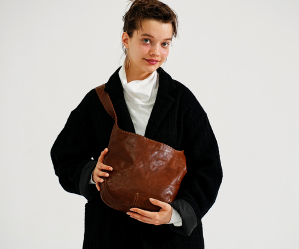 ユーフラテスドゥエ ショルダーバッグ