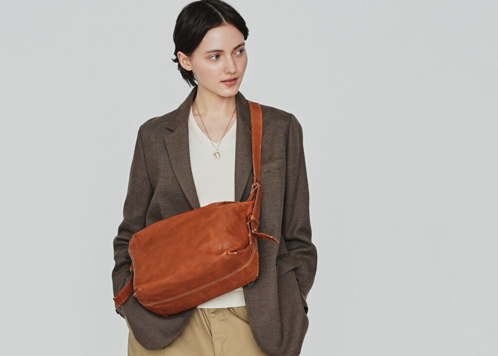 本革ならではの経年変化-03