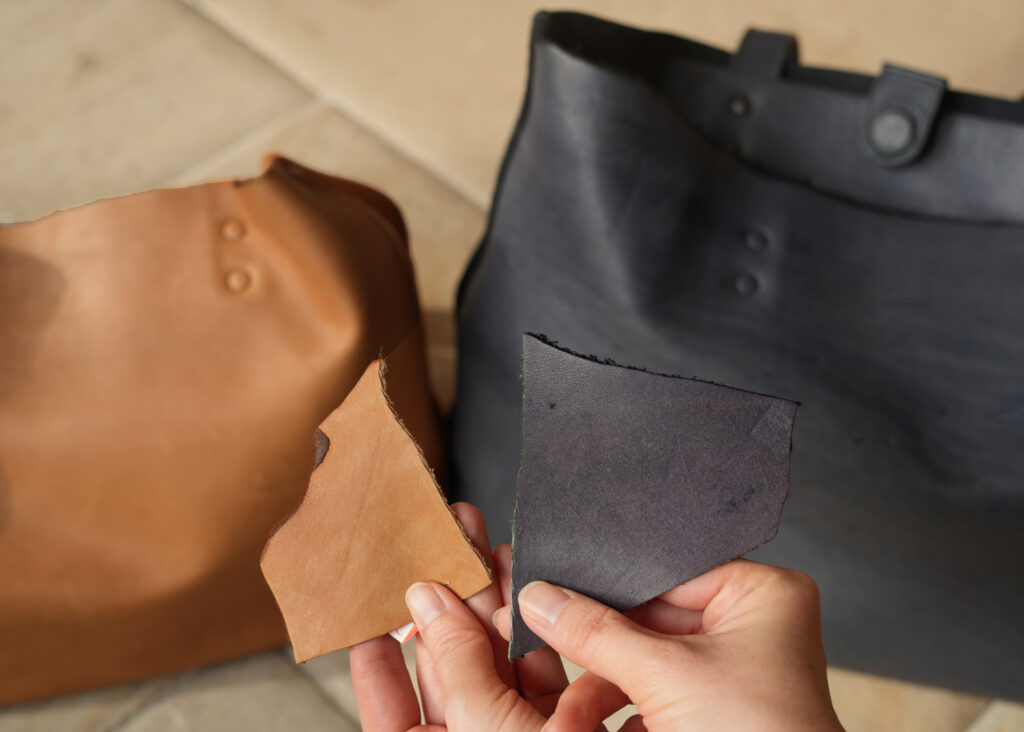 キャメル・ブルーグレー|2つの新色と経年変化