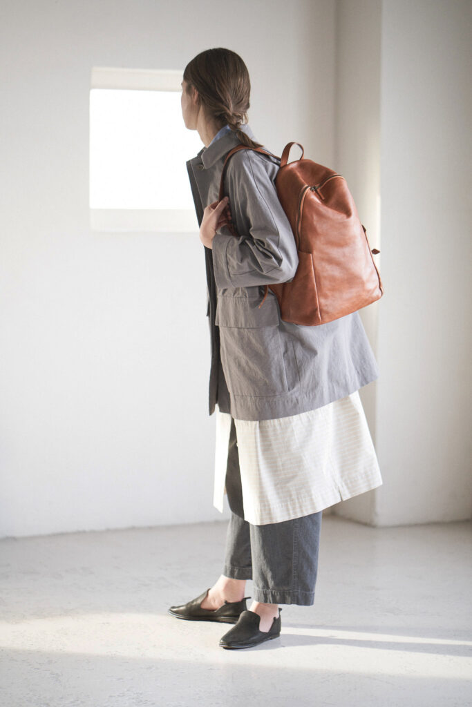 【数量限定】2way縦型A4ショルダー｜希少性の高い縦型モデル-4