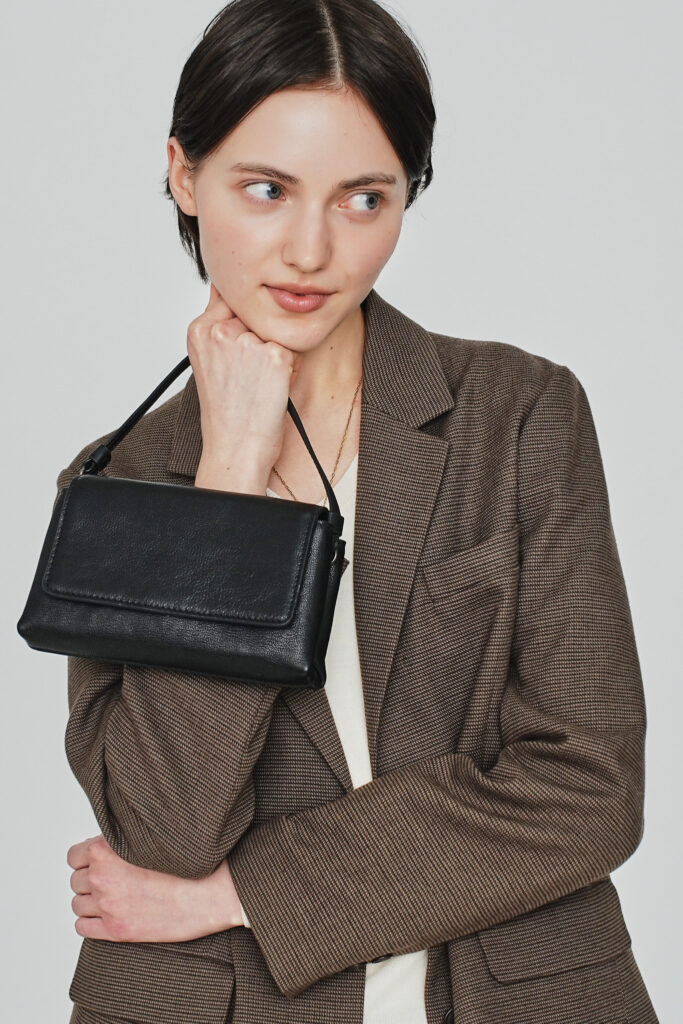 携帯ポシェット（クラッチになる）-2