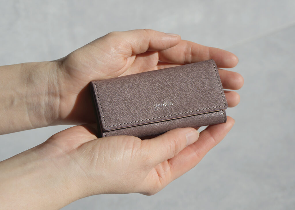 新作:キーケース-1