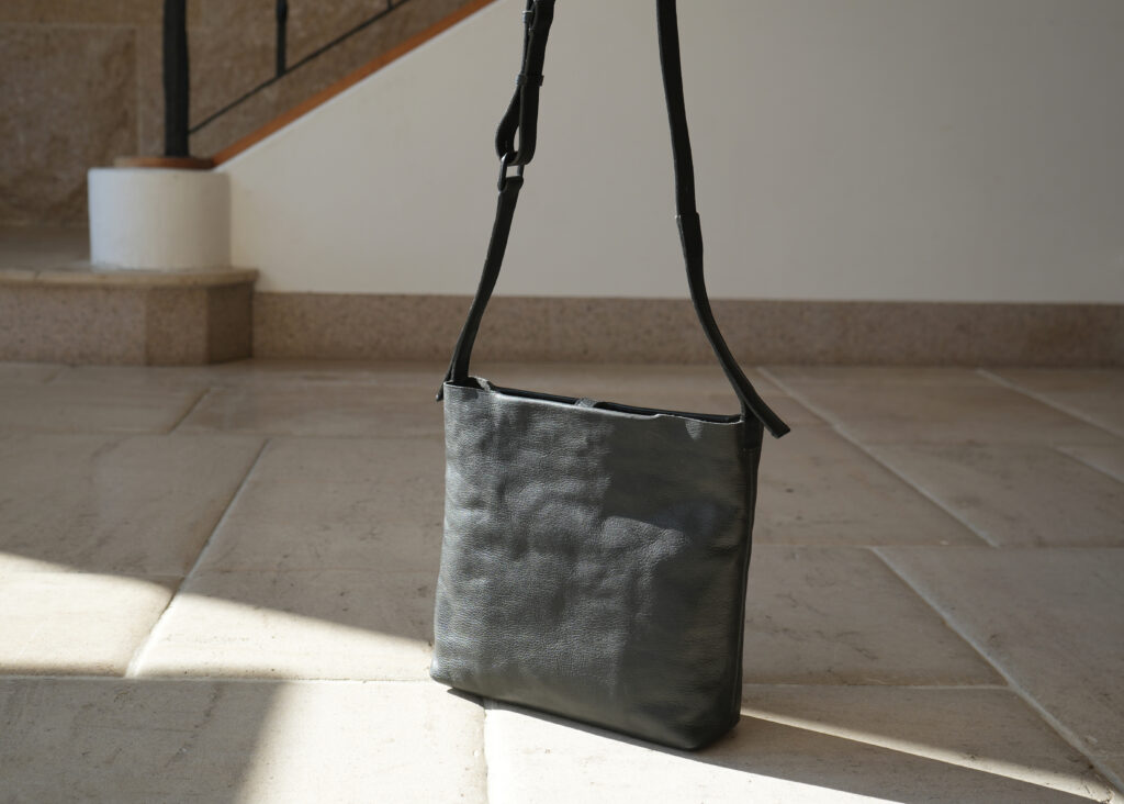 B5ショルダー｜日常にちょうどいいサイズ感-1