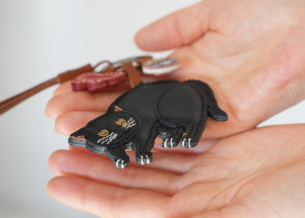 目がすわり、毛を逆立てた表情まで。ラフスケッチから立体へ。-2