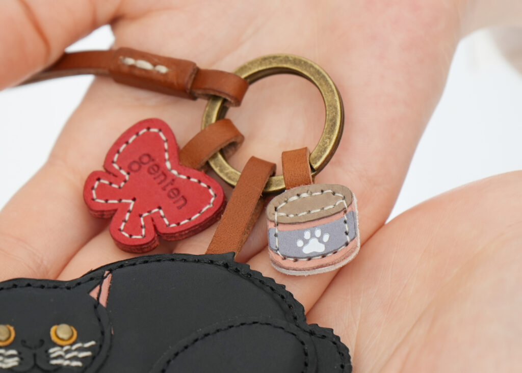 物語を添える、缶詰とリボンのサブアイテム