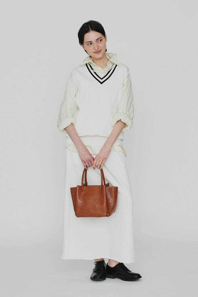 マクラメ編みハンドルに宿る、手仕事のぬくもり(3)