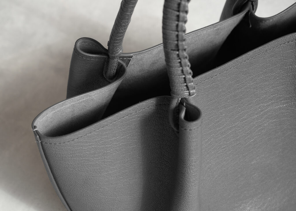 柔らかいのに崩れない、「裏貼り」構造という安心感