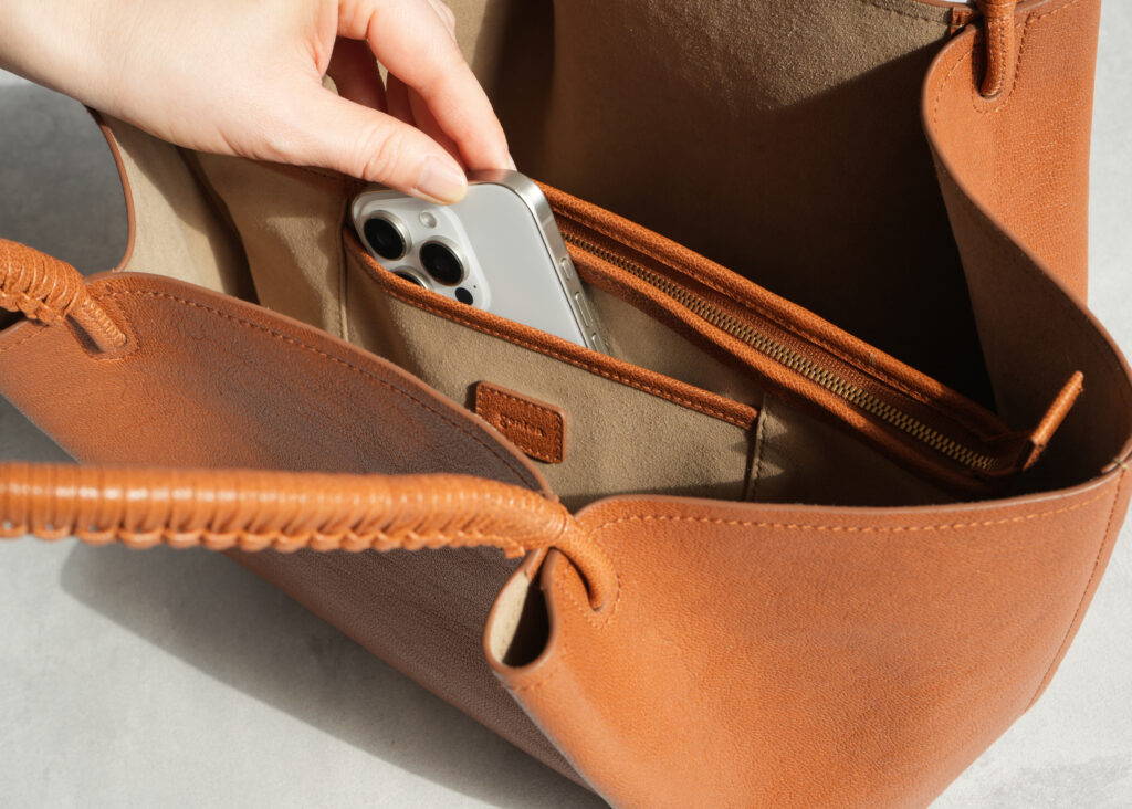 3層のように整う、インナーポーチの実力(2)