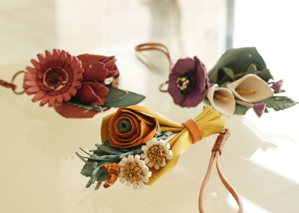 3カラーそれぞれのブーケの物語