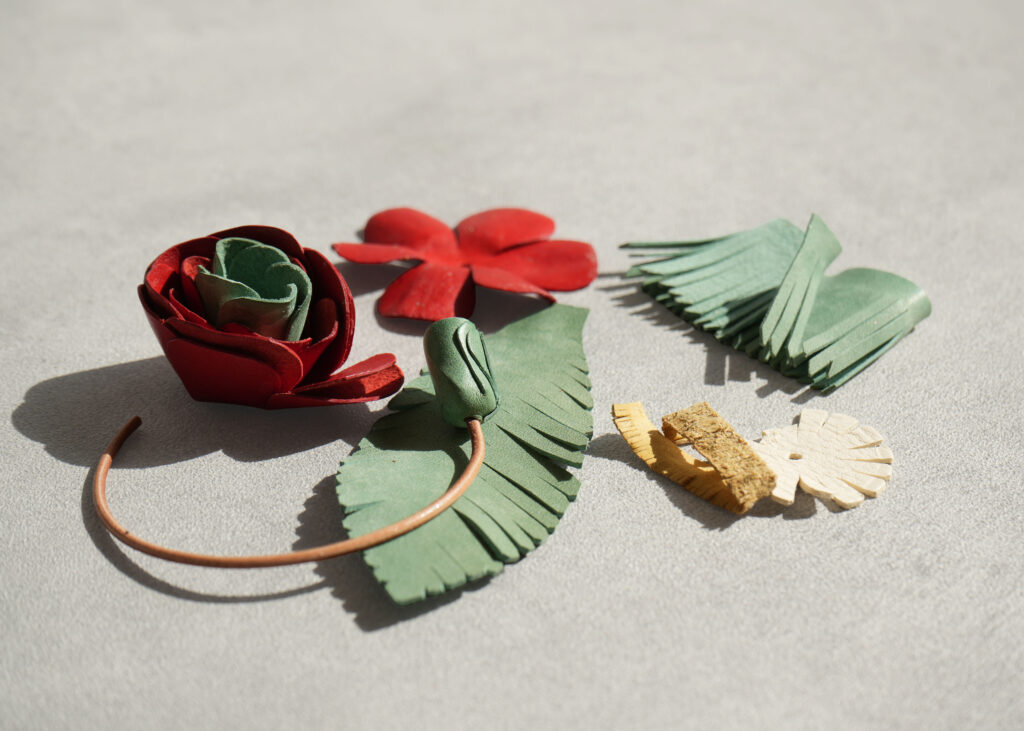 一輪一輪に命を宿す、指先で仕立てる職人の手仕事（２）