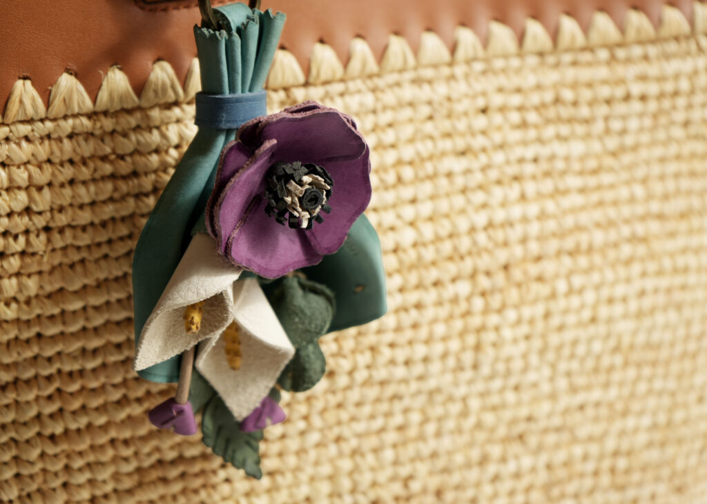 キミドリの花束｜主役：アネモネ　添え：カラー／ユーカリ／葉

アネモネ1