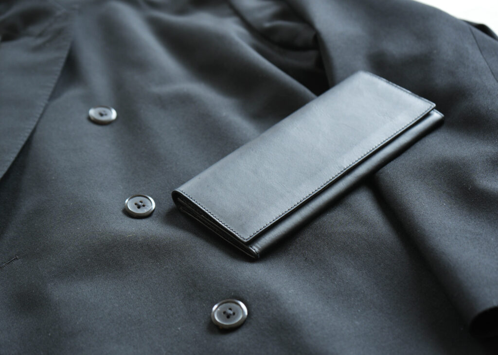 長財布｜ビジネスで整う、スマートな大容量