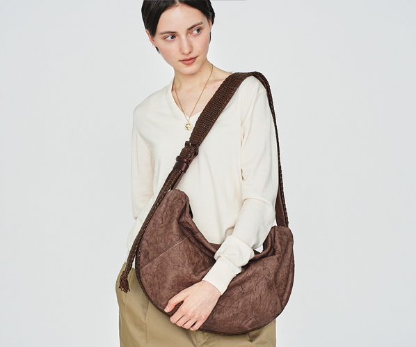 【直営店・WEB限定】アマカ ショルダーバッグ大